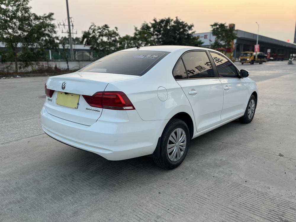 Volkswagen Santana 2022 car image #5