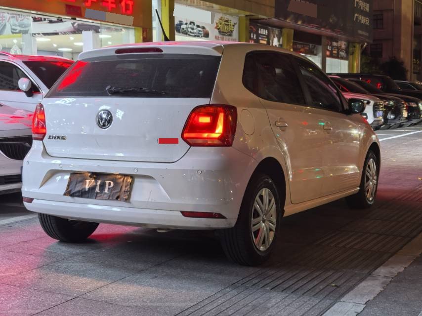 Volkswagen Polo 2018 car image #8