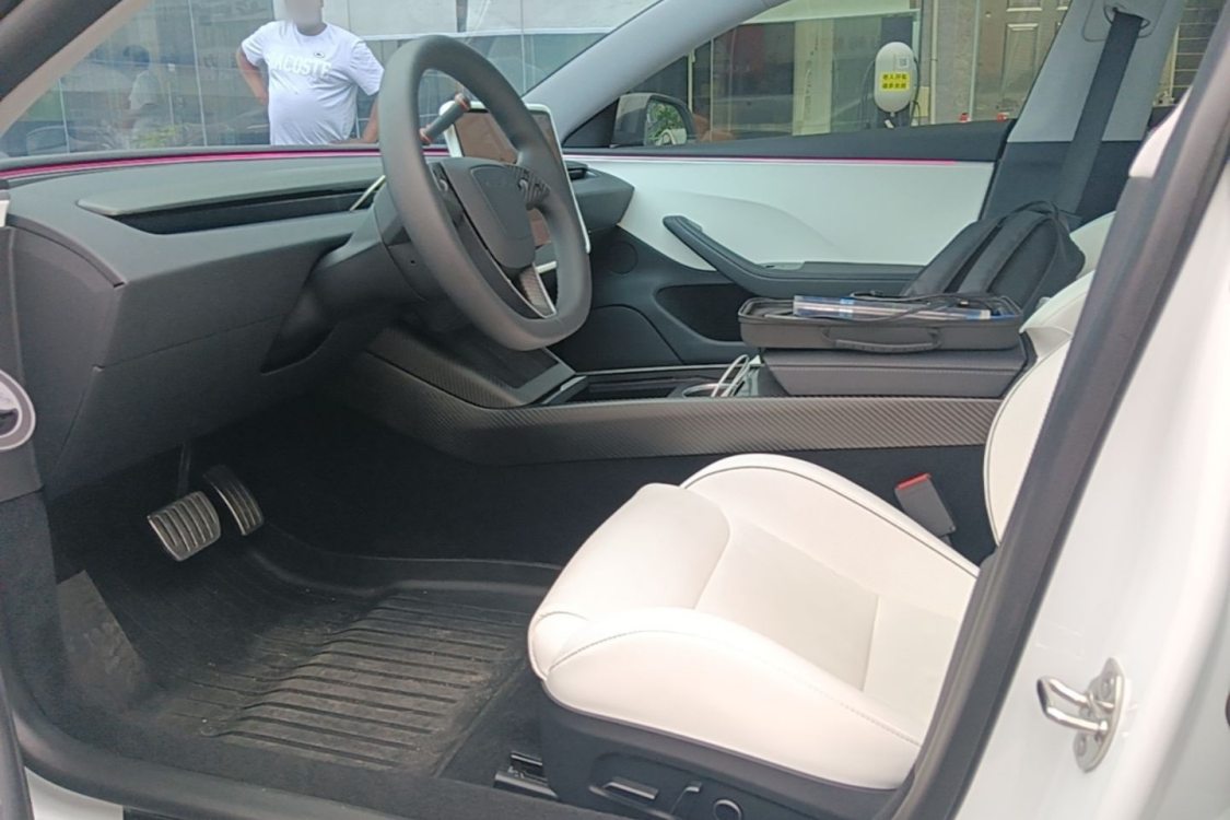 Tesla Model 3 2024 #12 Tesla Model 3 2024 car image #12
