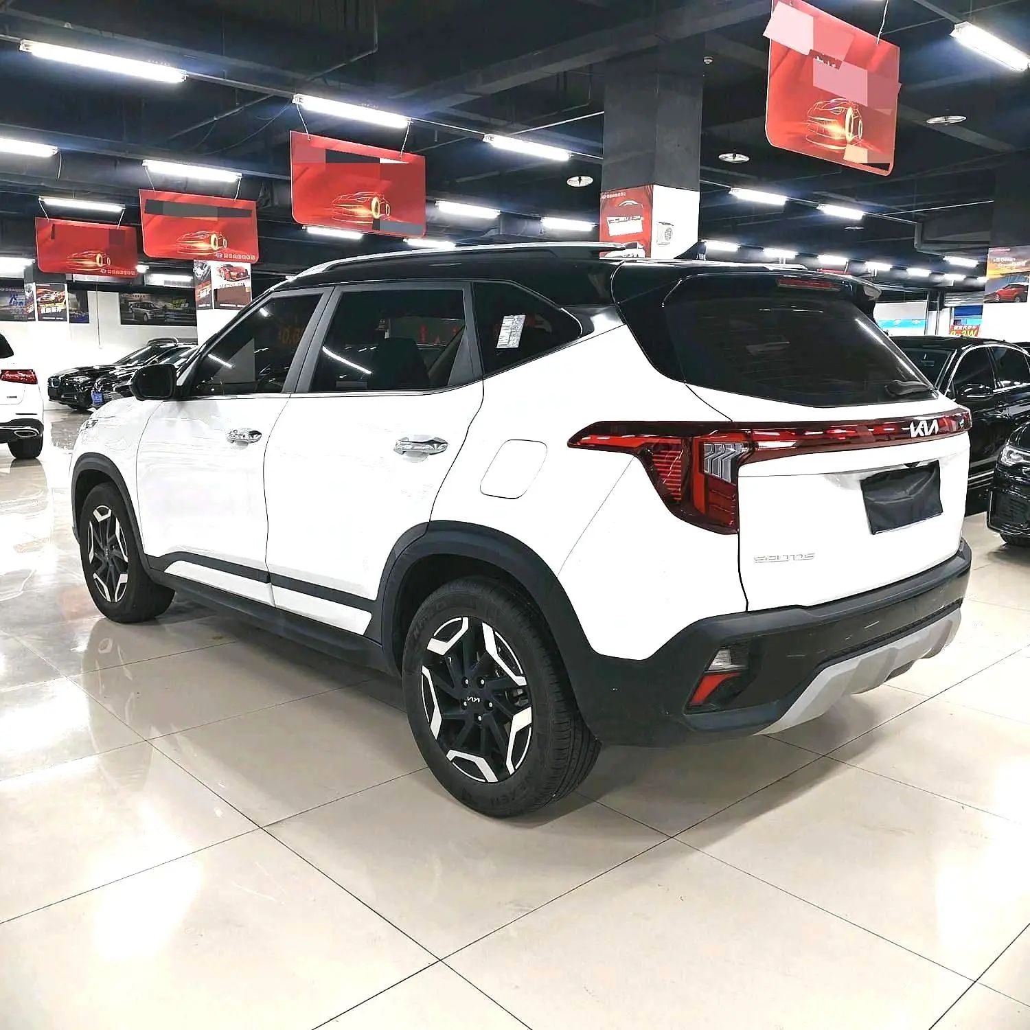 Kia Seltos 2023 #6 Kia Seltos 2023 immagine di auto #6