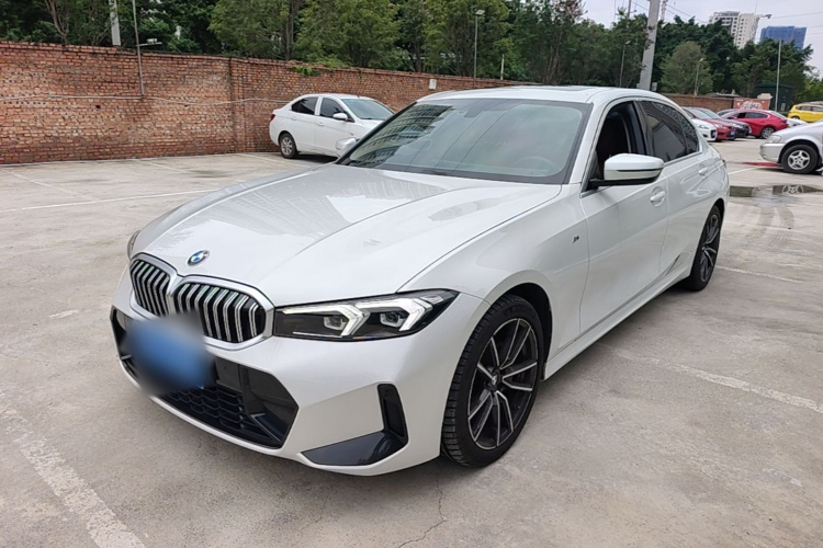 BMW 3 Series 2023 car image #2