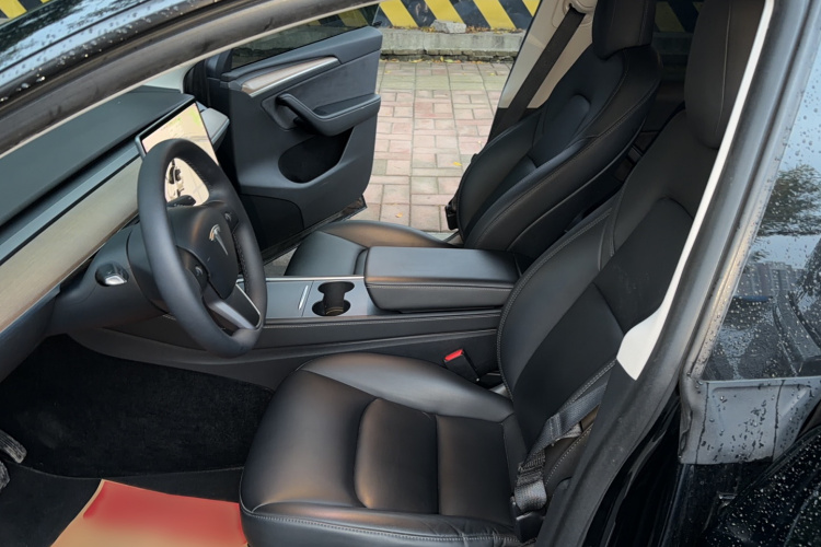 Tesla Model Y 2021 #16 Tesla Model Y 2021 immagine di auto #16