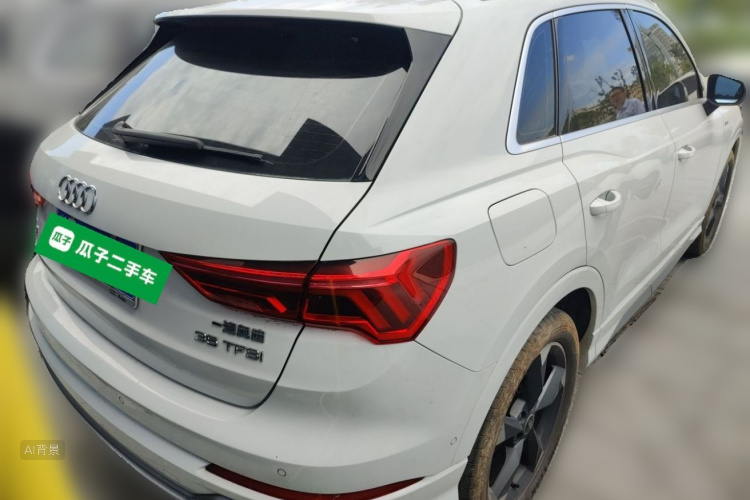 Audi Q3 2021 car image #7