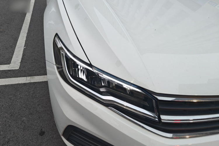 Volkswagen Bora 2022 car image #8