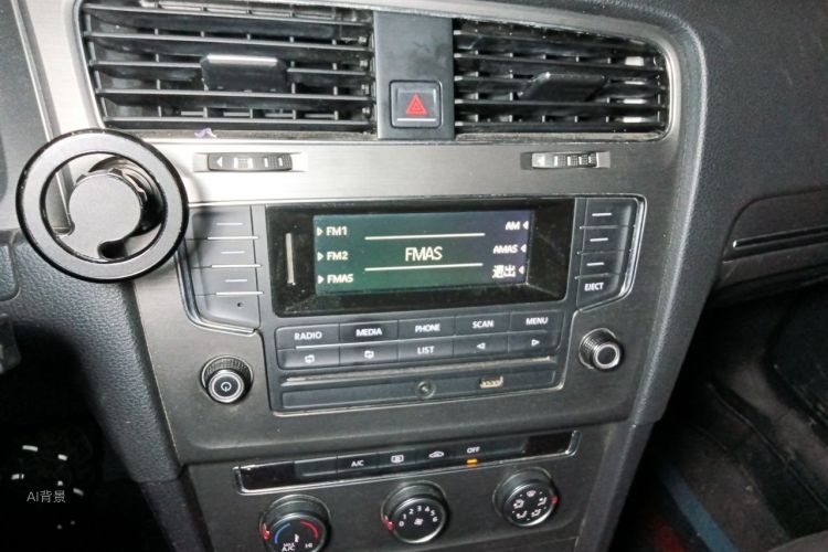 Volkswagen Golf 2015 car image #15