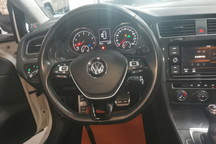 Volkswagen Golf 2019 #11 Volkswagen Golf 2019 car image #11