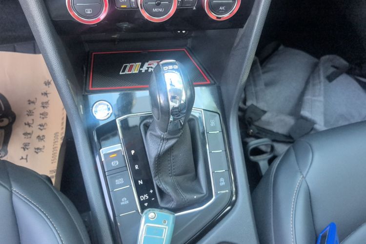 Volkswagen Tharu 2019 imagen de coche #14