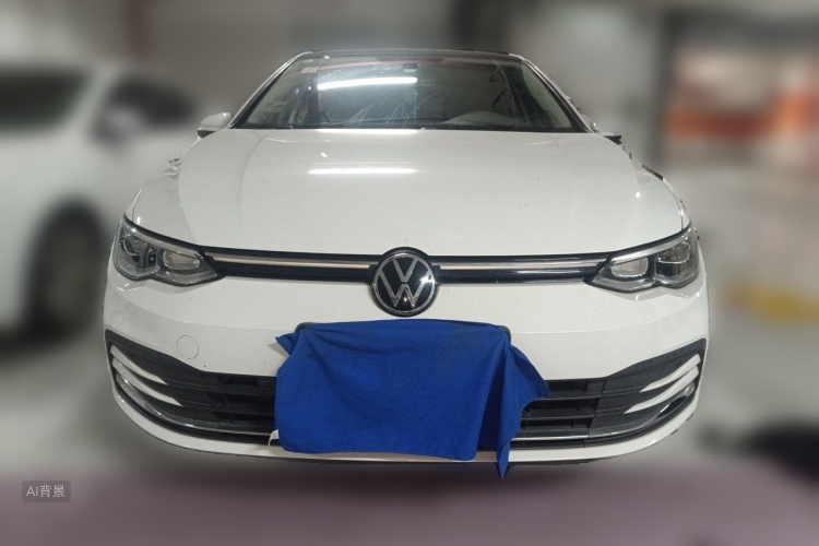 Volkswagen Golf 2021 car image #3
