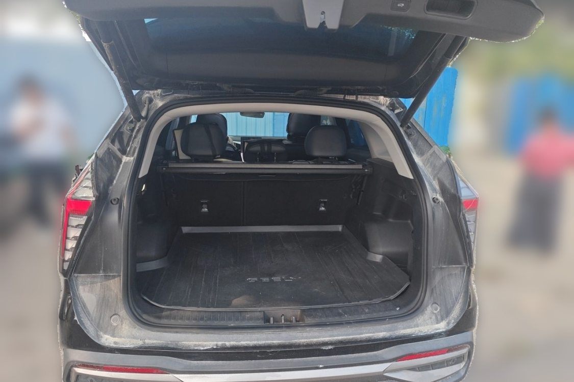 GEELY Boyue L 2025 car image #8