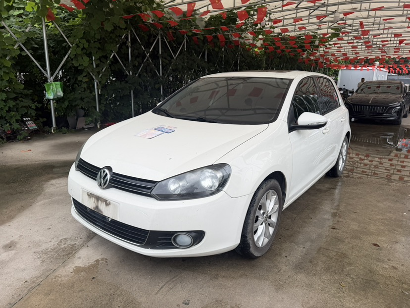 Volkswagen Golf 2012 Volkswagen Golf 2012 car image