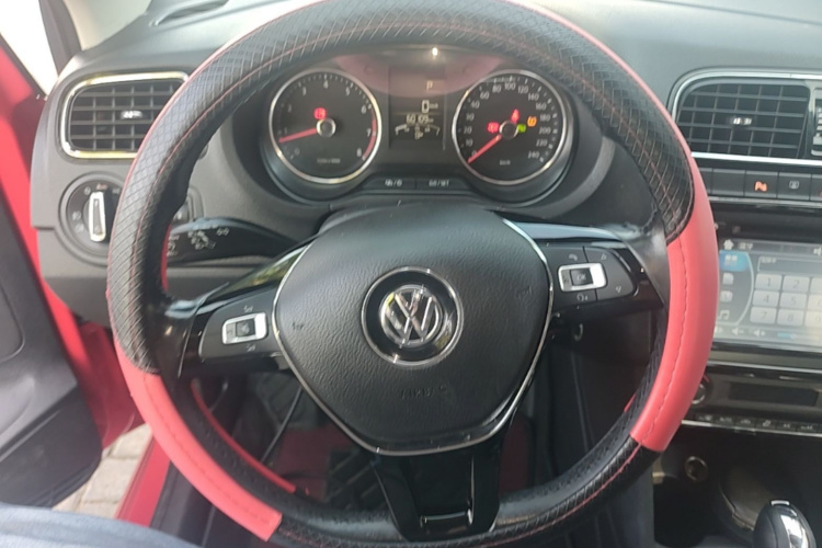Volkswagen Polo 2014 image de voiture #11