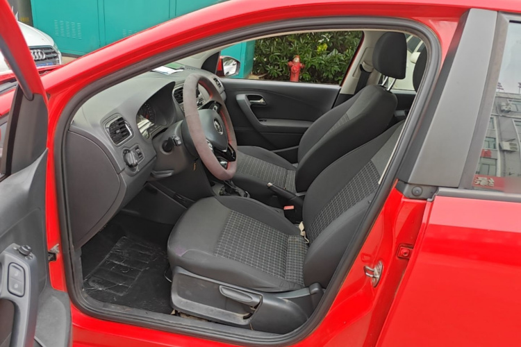 Volkswagen Polo 2017 #19 Volkswagen Polo 2017 car image #19