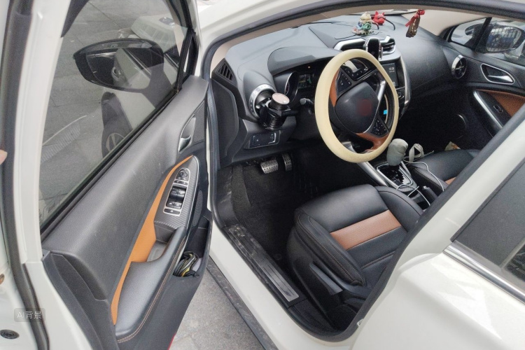 BYD Yuan 2017 car image #18