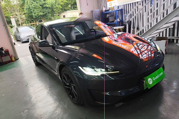 Tesla Model 3 2024 car image #4