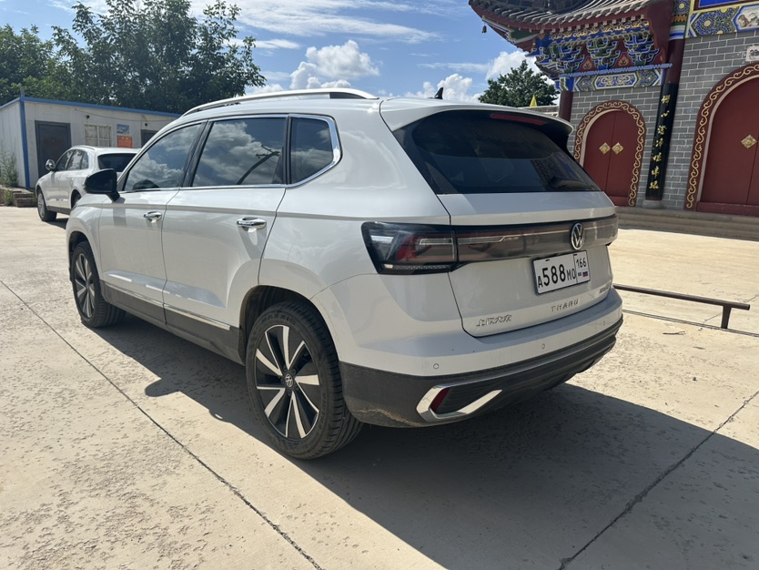 Volkswagen Tharu 2024 car image #7