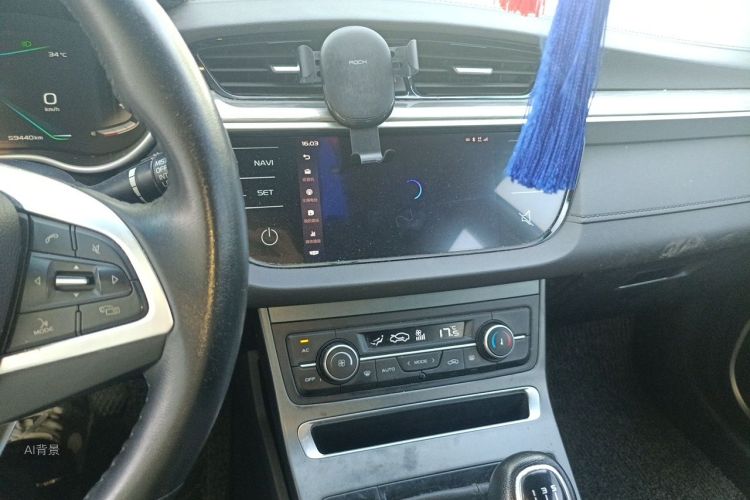 GEELY Emgrand 2019 car image #15