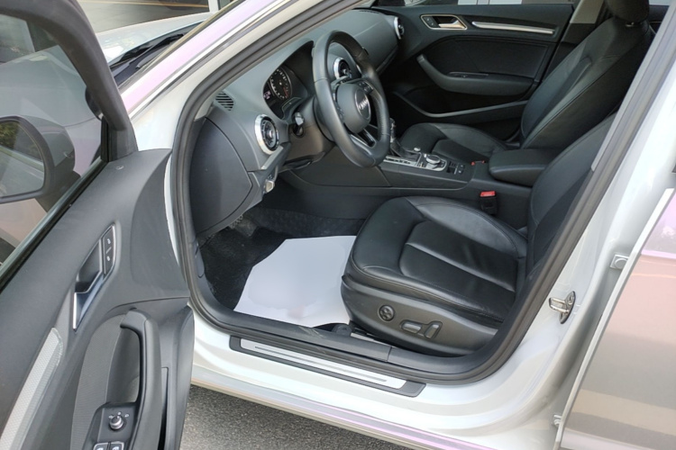 Audi A3 2018 #16 Audi A3 2018 car image #16