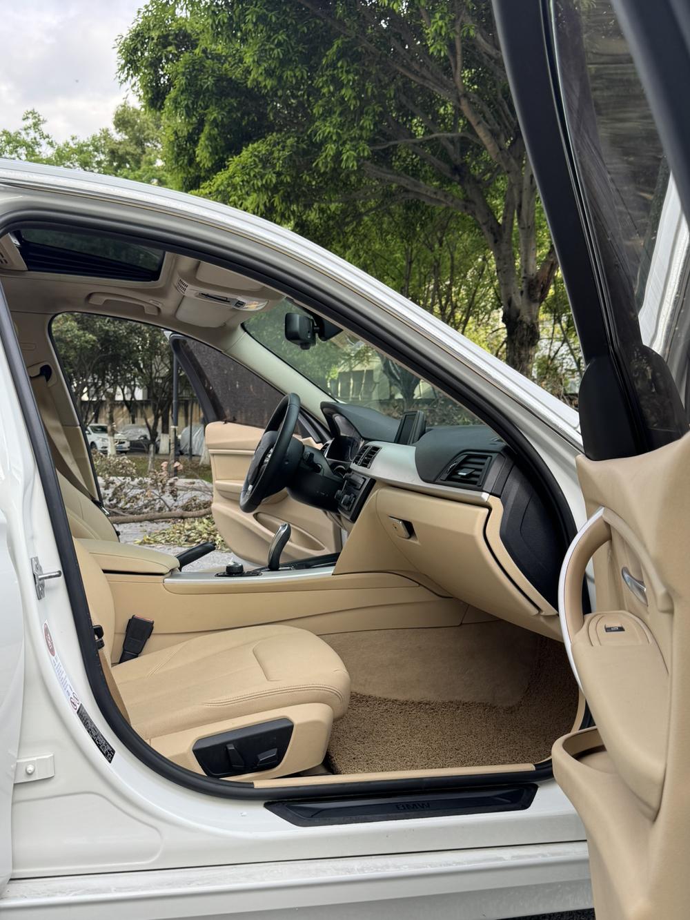 BMW 3 Series 2014 imagen de coche #25