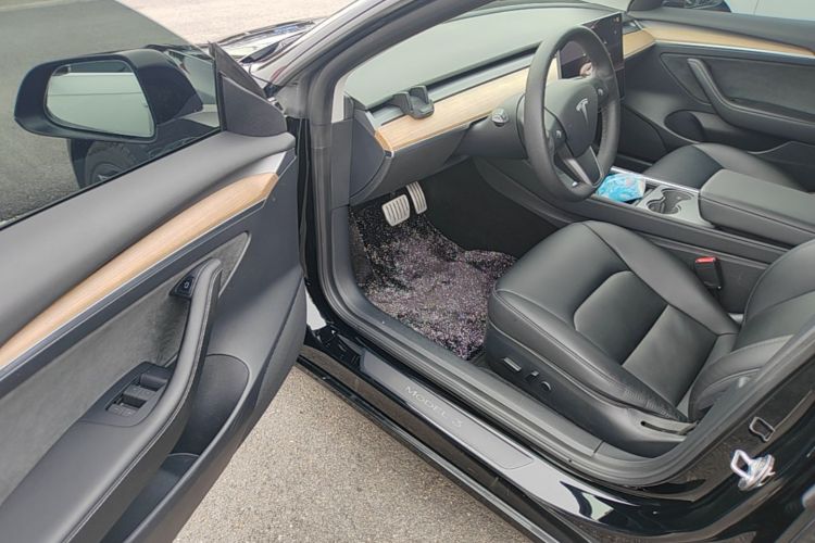 Tesla Model 3 2021 #16 Tesla Model 3 2021 car image #16