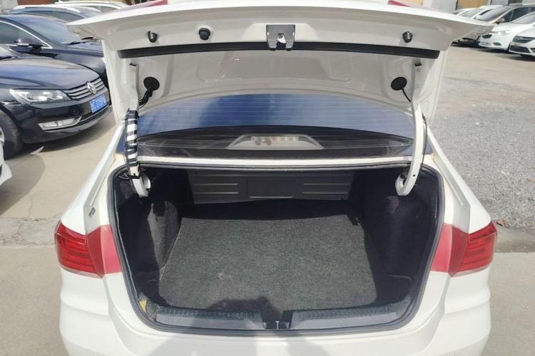 Volkswagen Santana 2016 #19 Volkswagen Santana 2016 car image #19