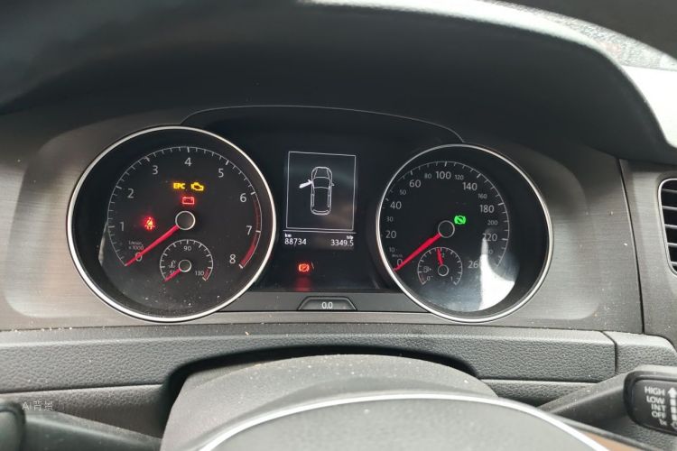 Volkswagen Golf 2015 car image #13