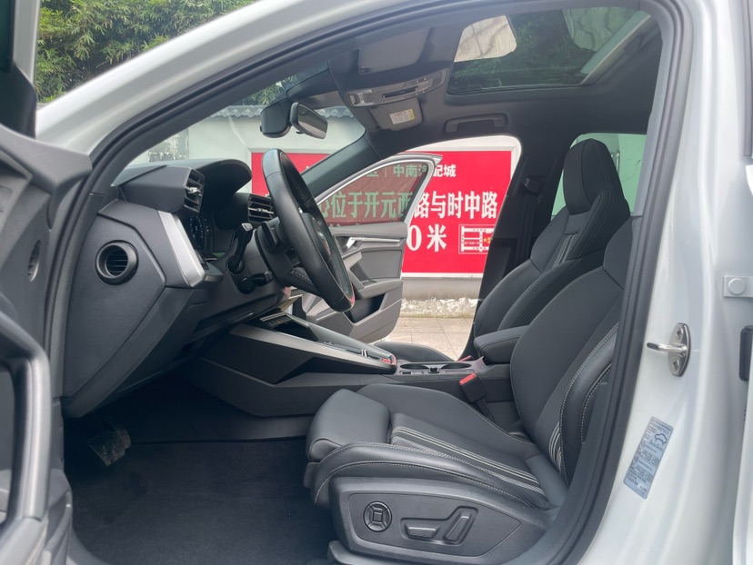 Audi A3 2022 immagine di auto #9