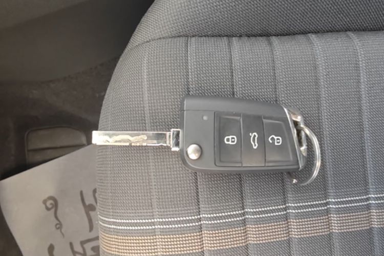 Volkswagen Lavida 2021 car image #9