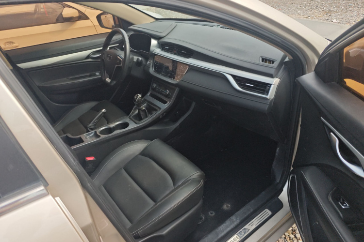 GEELY Emgrand 2018 #13 GEELY Emgrand 2018 imagen de coche #13