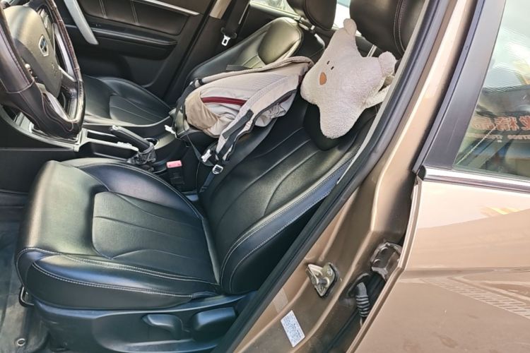 GEELY Emgrand 2016 car image #15