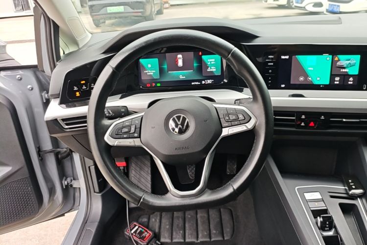 Volkswagen Golf 2021 #11 Volkswagen Golf 2021 car image #11