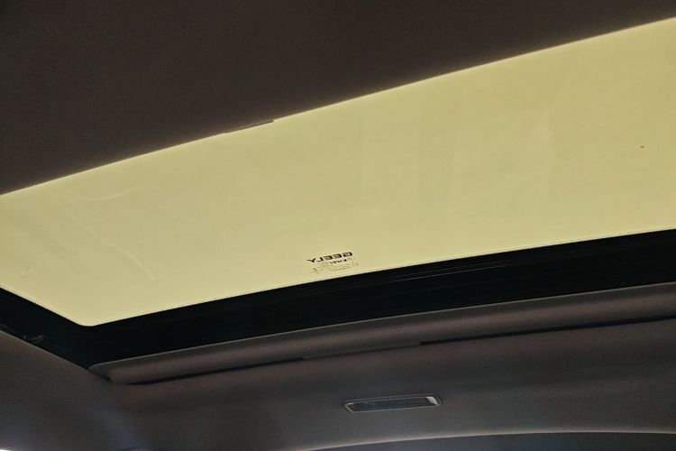 GEELY Emgrand 2025 car image #18