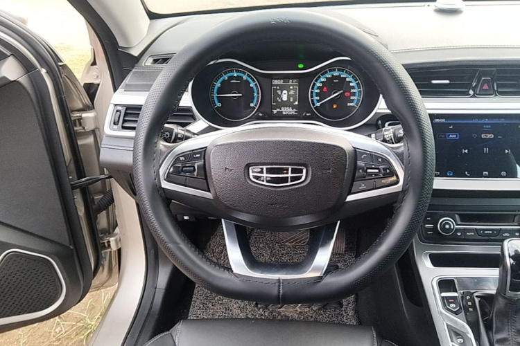GEELY Emgrand 2020 #11 GEELY Emgrand 2020 صورة سيارة #11