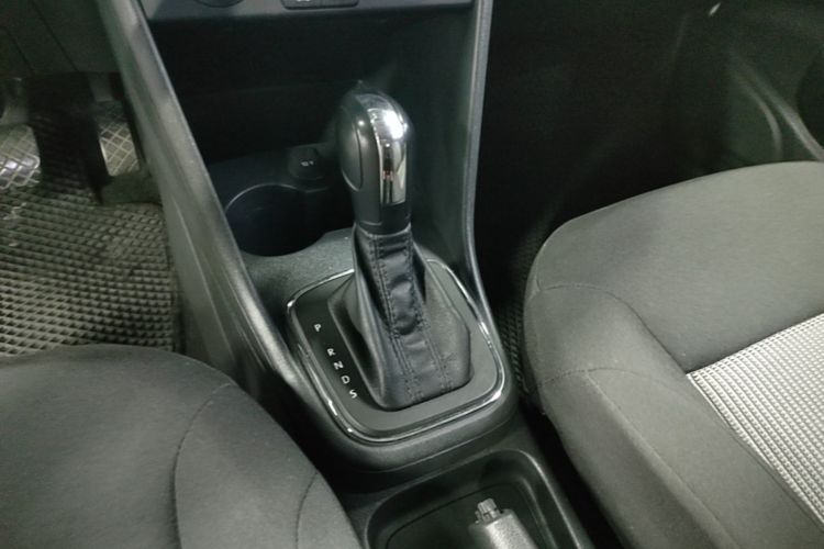 Volkswagen Polo 2016 #14 Volkswagen Polo 2016 car image #14