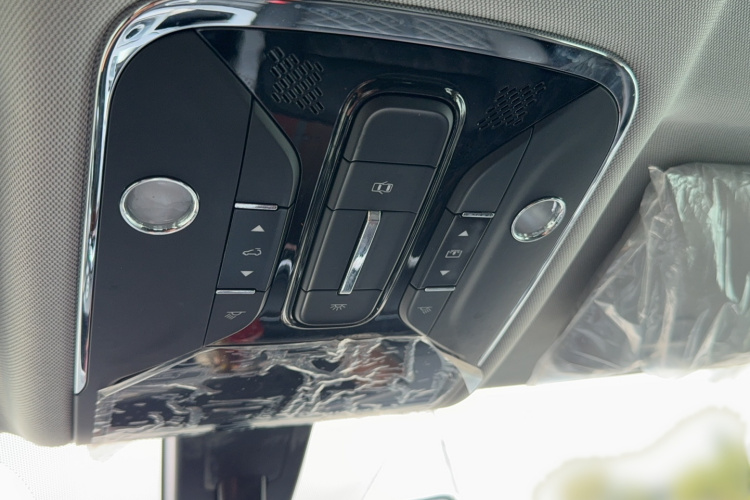 Jetour X70 PLUS 2024 car image #25