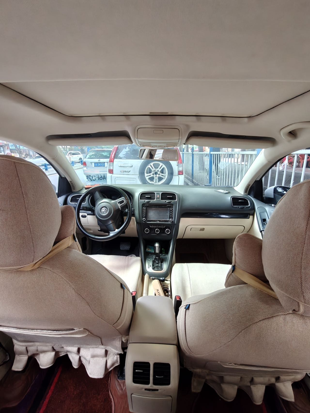 Volkswagen Golf 2012 car image #4