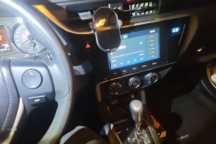 Toyota Corolla 2019 #15 Toyota Corolla 2019 car image #15