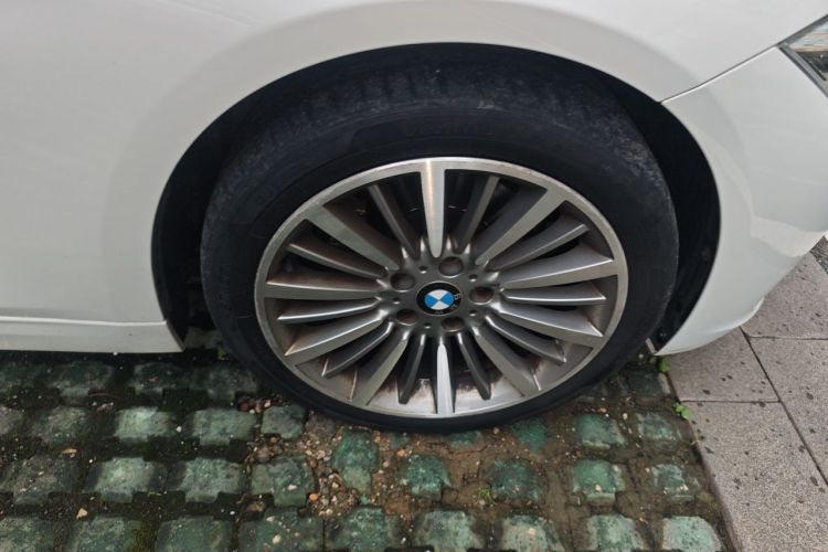 BMW 3 Series 2019 #9 BMW 3 Series 2019 car image #9