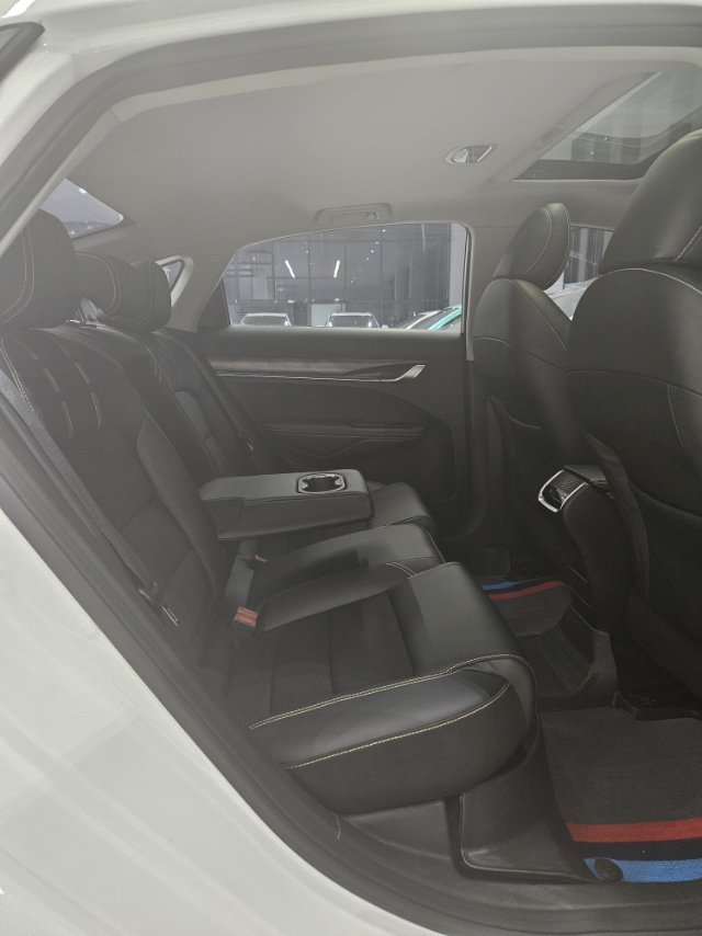 GEELY Binray 2022 صورة سيارة #8