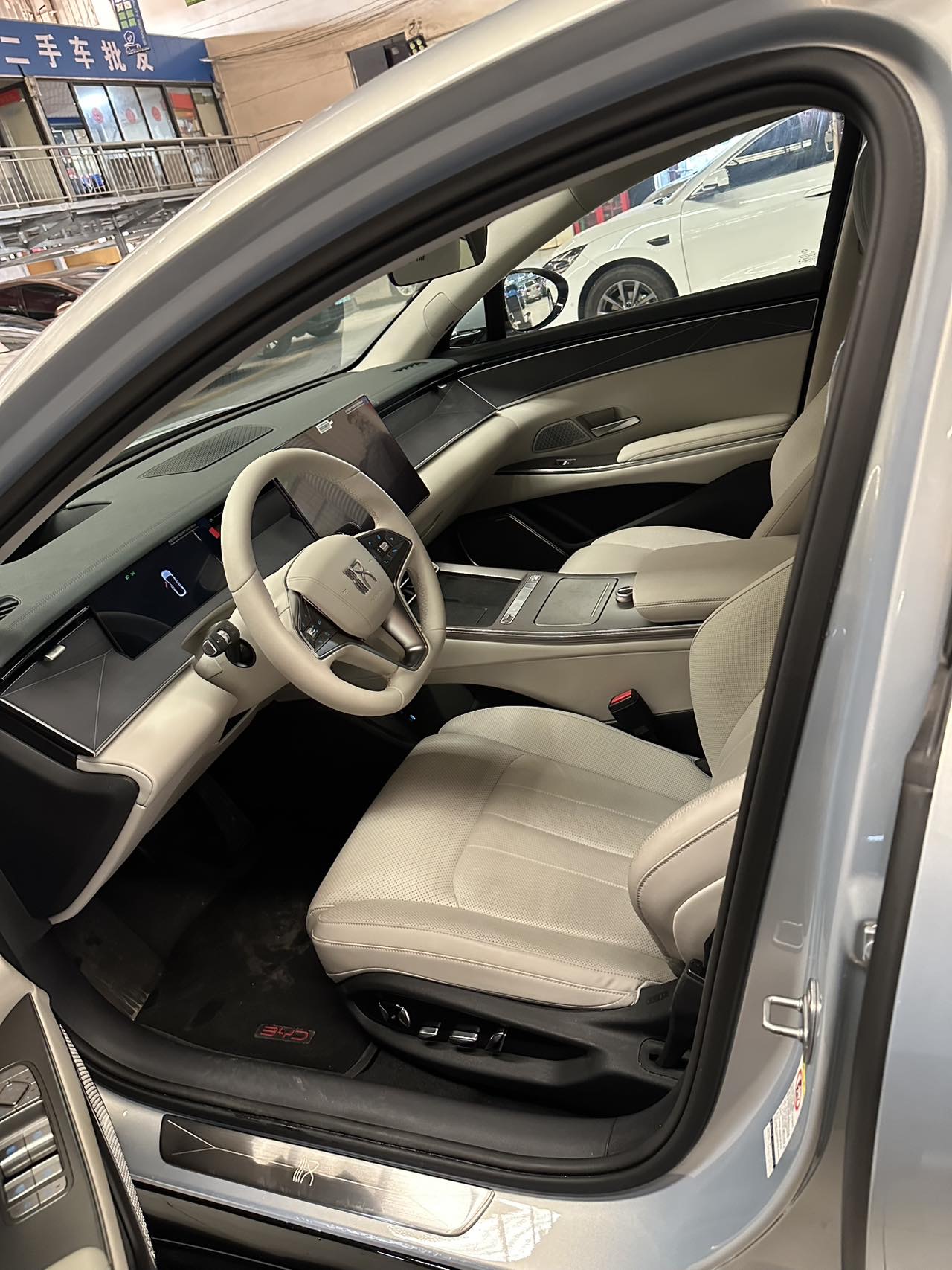 BYD HanL 2026 imagen de coche #4