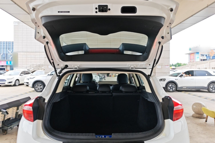 GEELY Emgrand GS 2017 #19 GEELY Emgrand GS 2017 car image #19