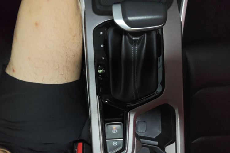 GEELY Emgrand 2023 car image #14