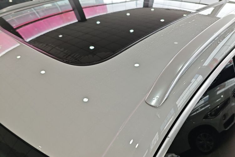 Audi Q3 2021 car image #25