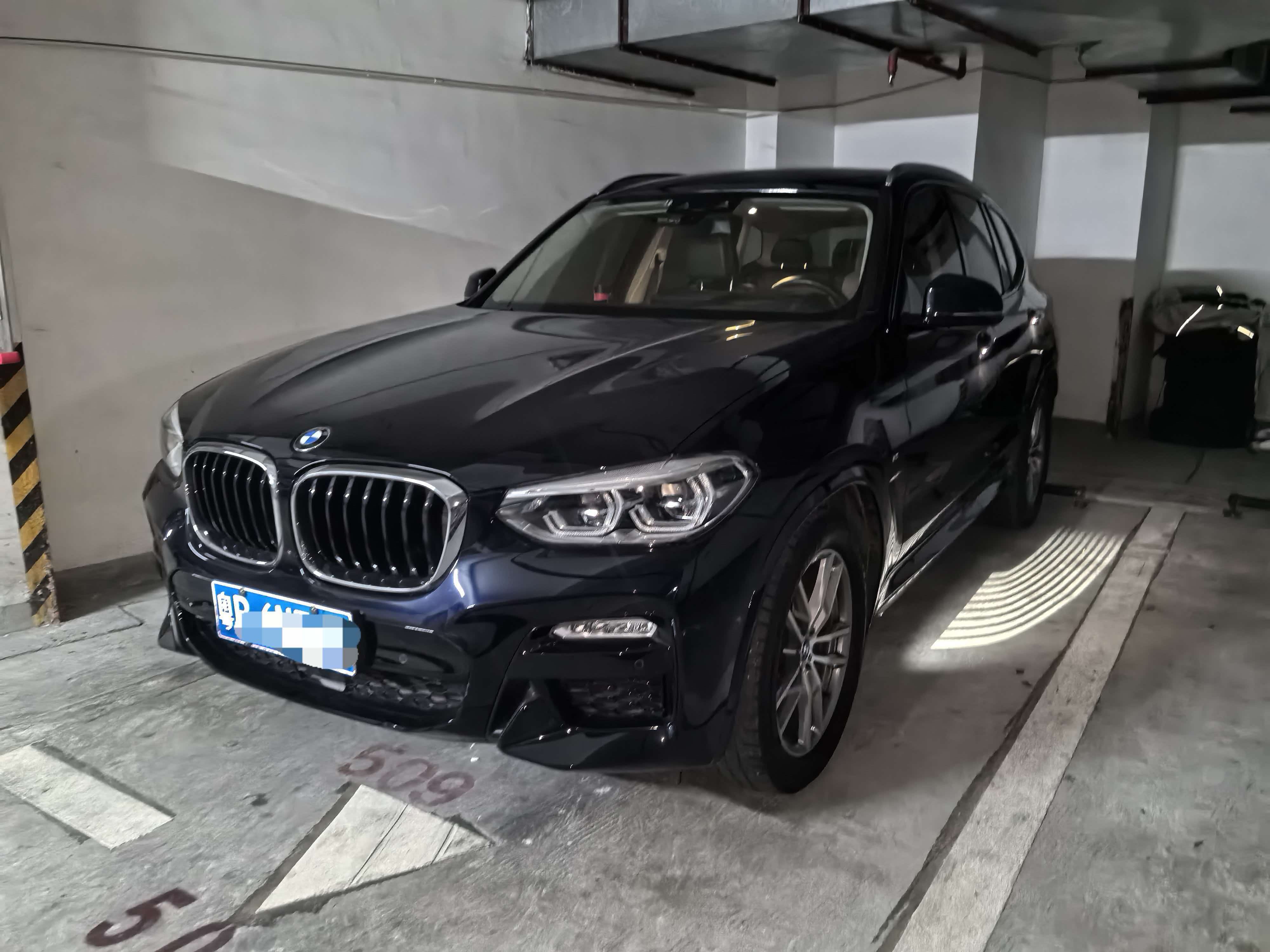 BMW X3 2019 car image 