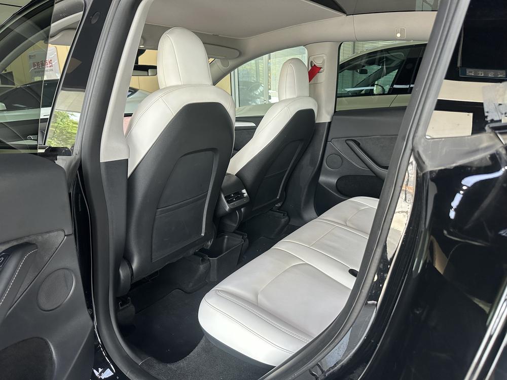 Tesla Model Y 2021 #14 Tesla Model Y 2021 car image #14