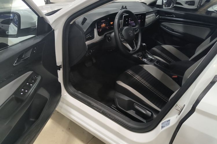 Volkswagen Bora 2024 #16 Volkswagen Bora 2024 immagine di auto #16