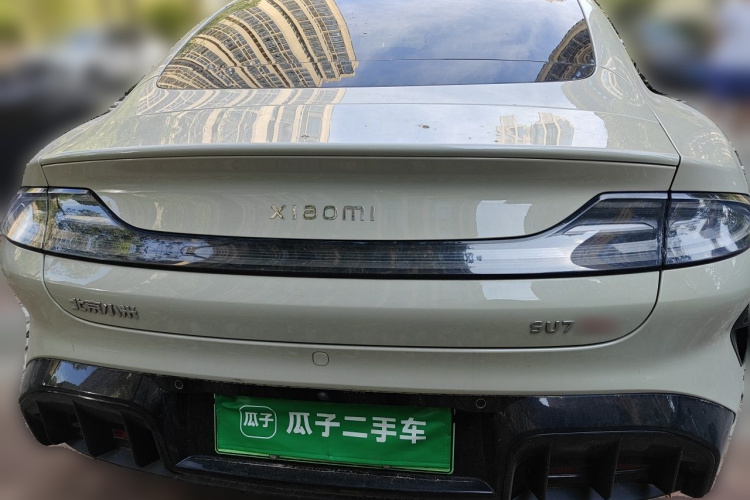 MI SU7 2024 car image #4