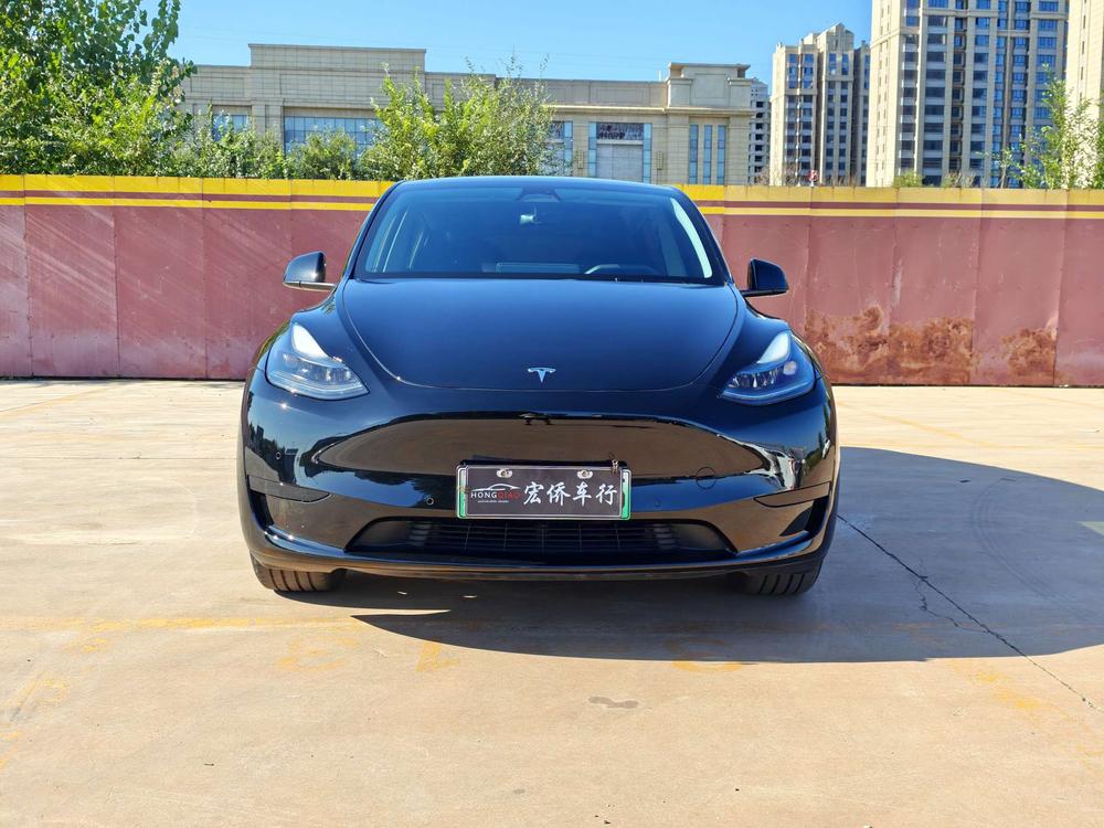 Tesla Model Y 2023 #2 Tesla Model Y 2023 car image #2