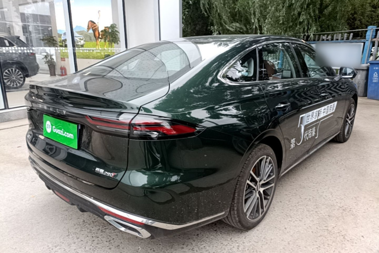 GEELY Emgrand 2025 #7 GEELY Emgrand 2025 car image #7