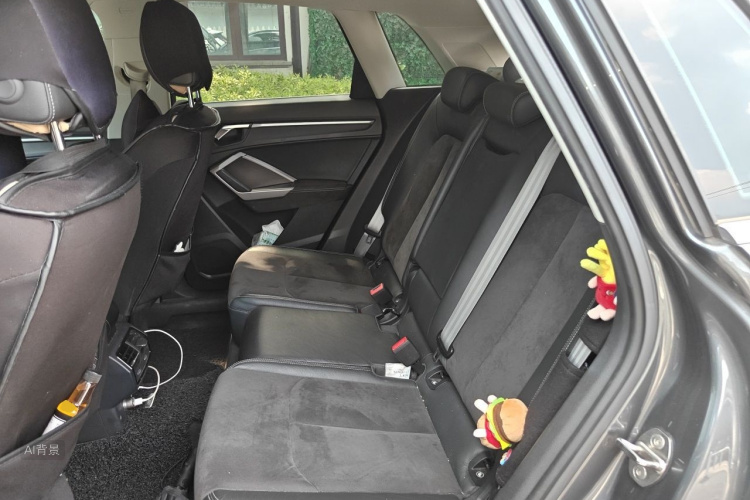 Audi Q3 2019 #19 Audi Q3 2019 car image #19