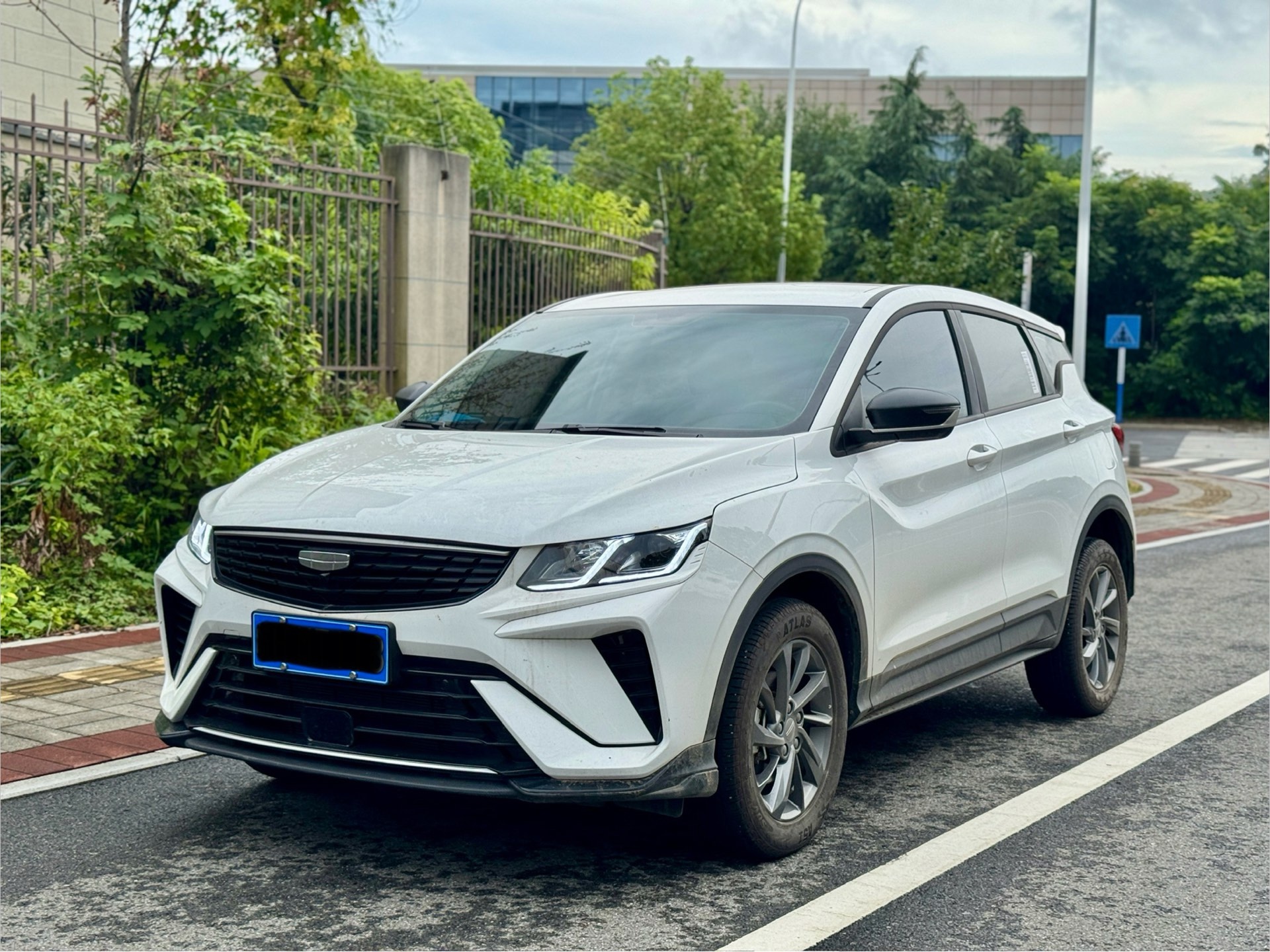 GEELY Coolray 2025 car image 